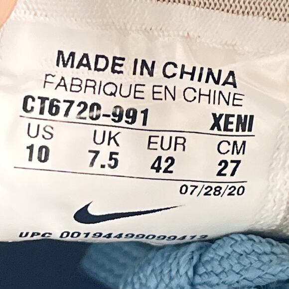 Nike Air Zoom Pegasus 37 Gray Running Shoes Sneaker CT6720-991 Women's Size 10 - Picture 9 of 10